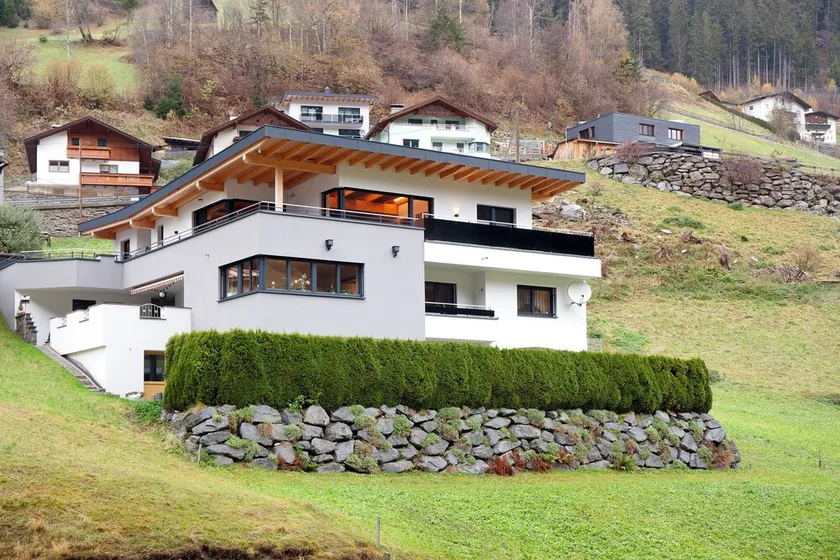 Apart Löffler - Image 1