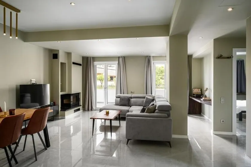 Comme a la maison - Image 1