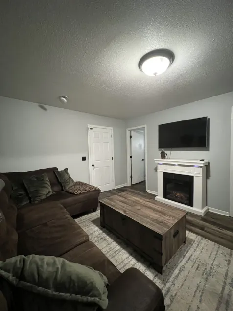 Clean & Cozy - Image 1