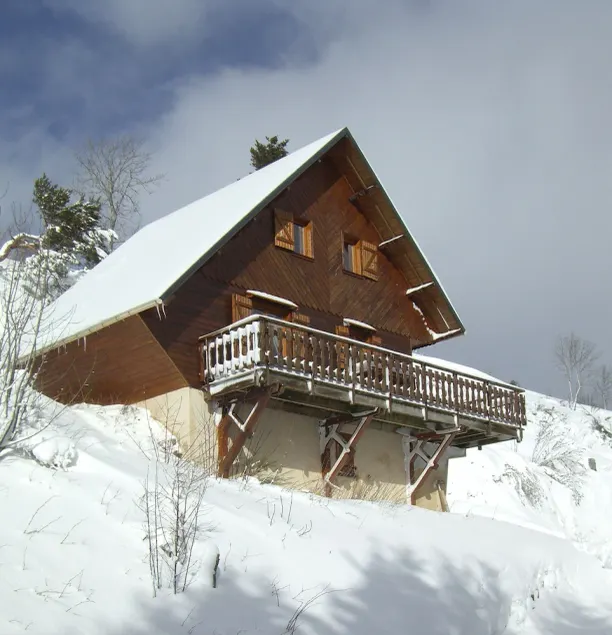 CHALET PÅ SIDEN AF HILL I BESSE Promo S37 fra 7 til 13/09 - Image 1