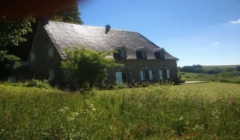 🌟Parenthèse nature en Auvergne: Maison typique au panorama exceptionnel-10 pers - Image 1