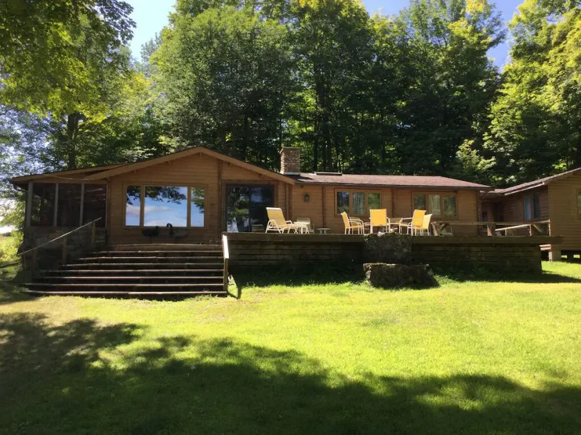 Timmerman Island Cottage on Bobs Lake - Image 1