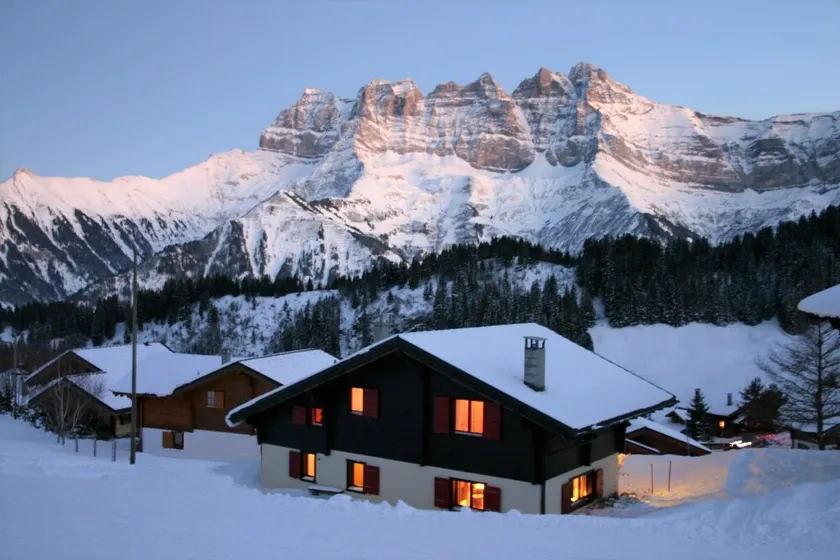 Portes du Soleil Suiza, chalet de esquí ideal en las pistas - Image 1