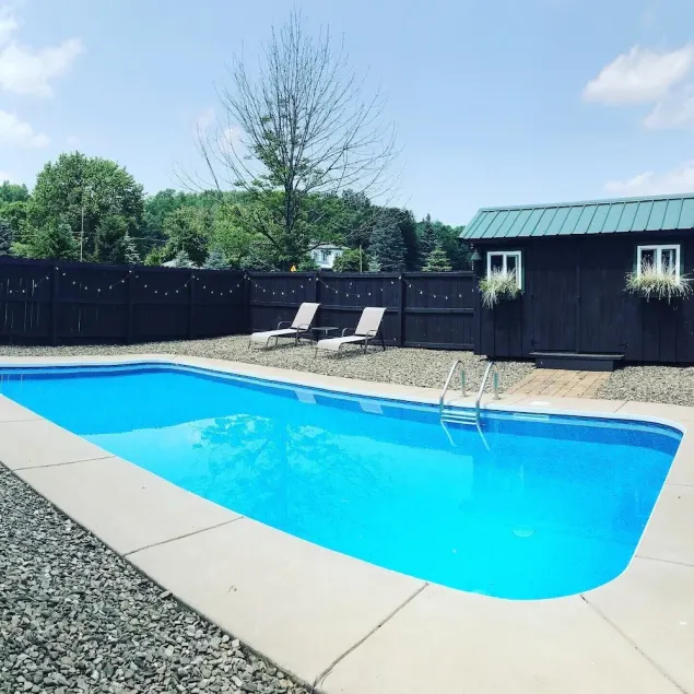 Private pool, barn game room, cozy Tiny house. - Image 1