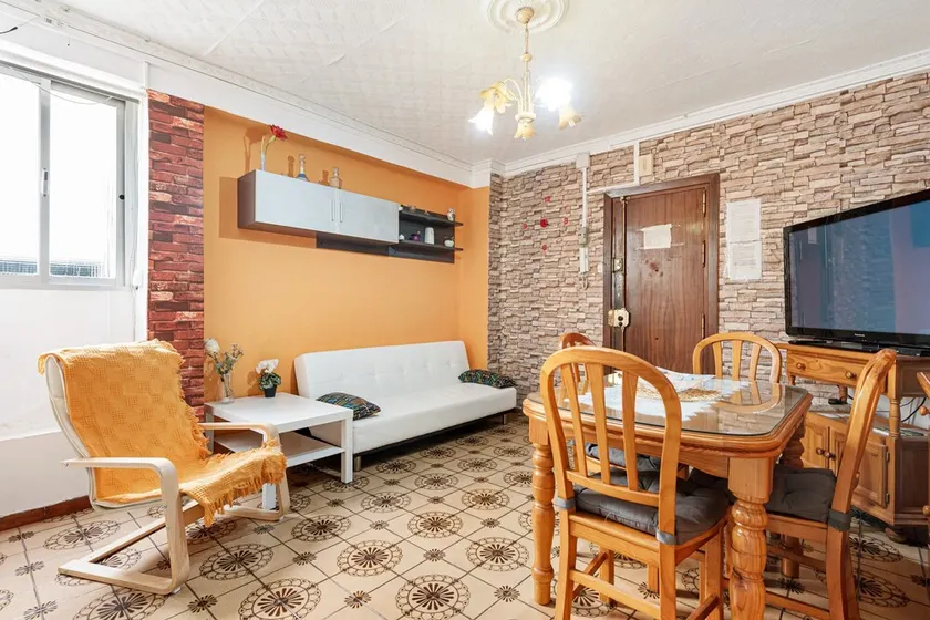 Apartment 'Lulu' with Wi-Fi & A/C - Image 1