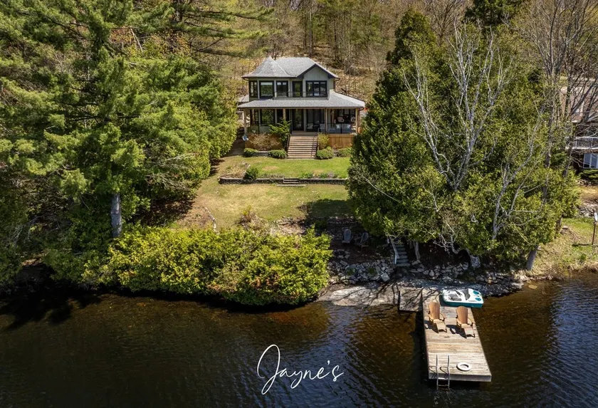 Cozy Cottage perfect for your Muskoka Getaway!! Well Appointed! Sunsets! - Image 1