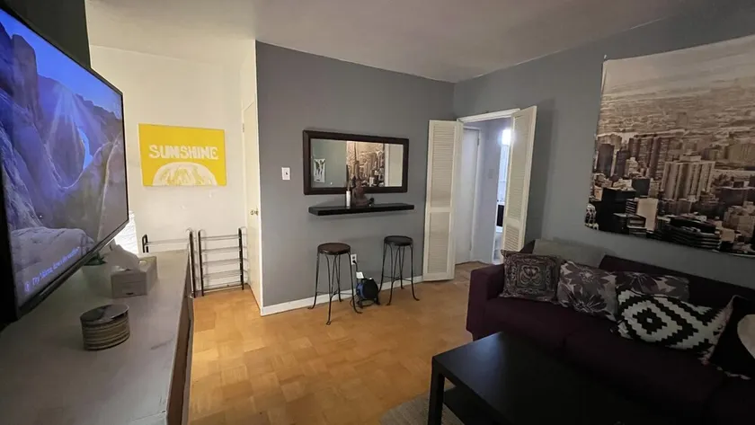 Funky Liberty Village Apt - Mins to Downtown! - Image 1