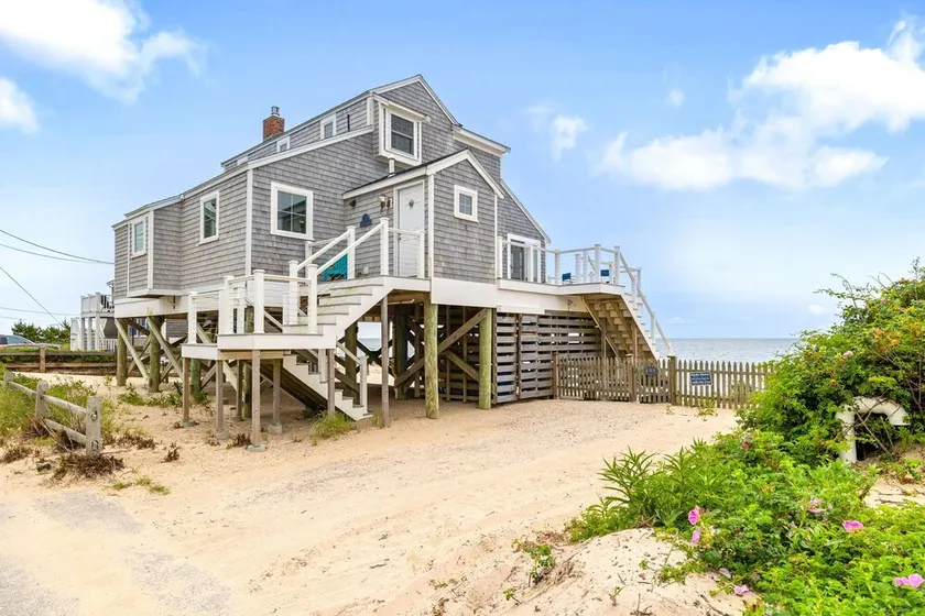 Old Wharf Rd 141-belle maison en bord de mer - Image 1