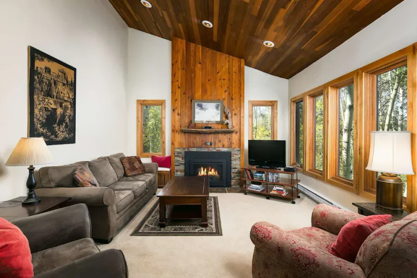 White Pines Crescent Ridge 3-sovrums Condo - Promenera till sluttningar! - Image 1