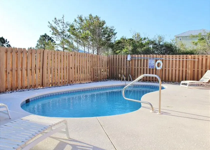 Gulf View/ Private Pool Cape San Blas Florida Spacious Home on first tier! - Image 1