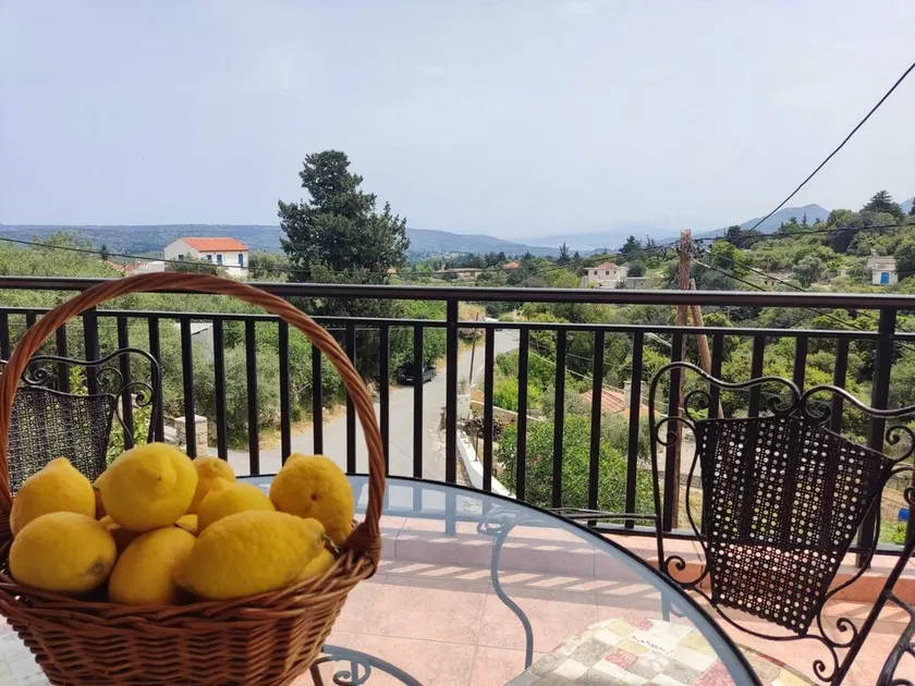 Koukos House surrounded be nature - Image 1