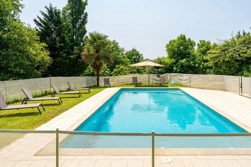 Maison \"Lou Tapata\" mit Gemeinschaftspool, privater Terrasse und WLAN - Image 1