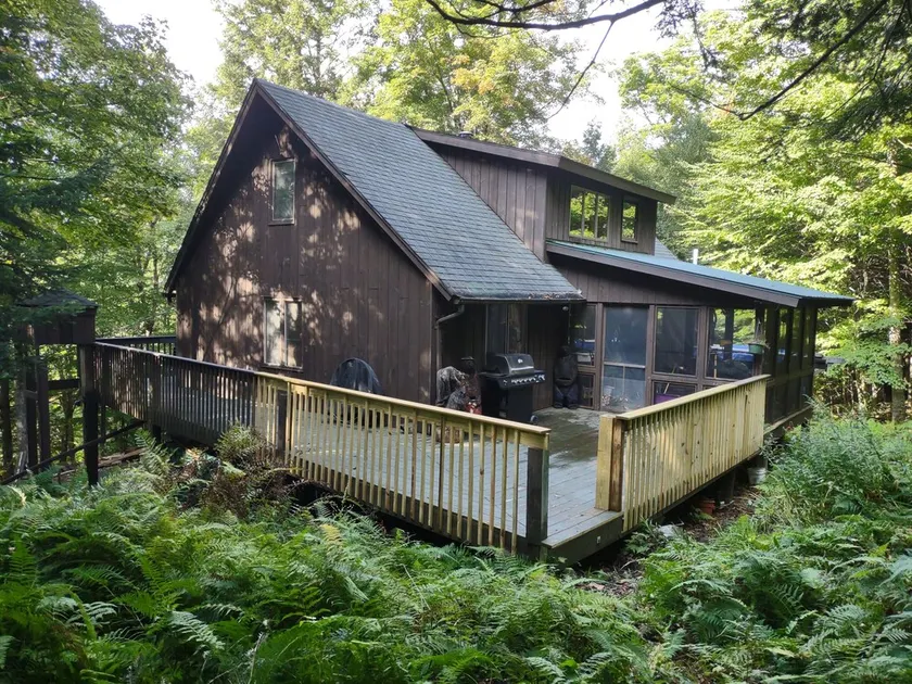 Upper Saranac Lake. Beach, dock. King bed, pets, paddle, hike, Olympic venues - Image 1