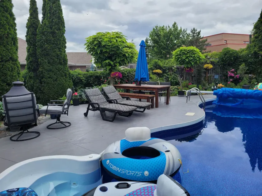 Luxury home backyard paradise, salt water pool heated May to Oct. . 3bdrm 2 bath - Image 1