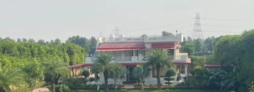 private farm house gurgaon - Image 1