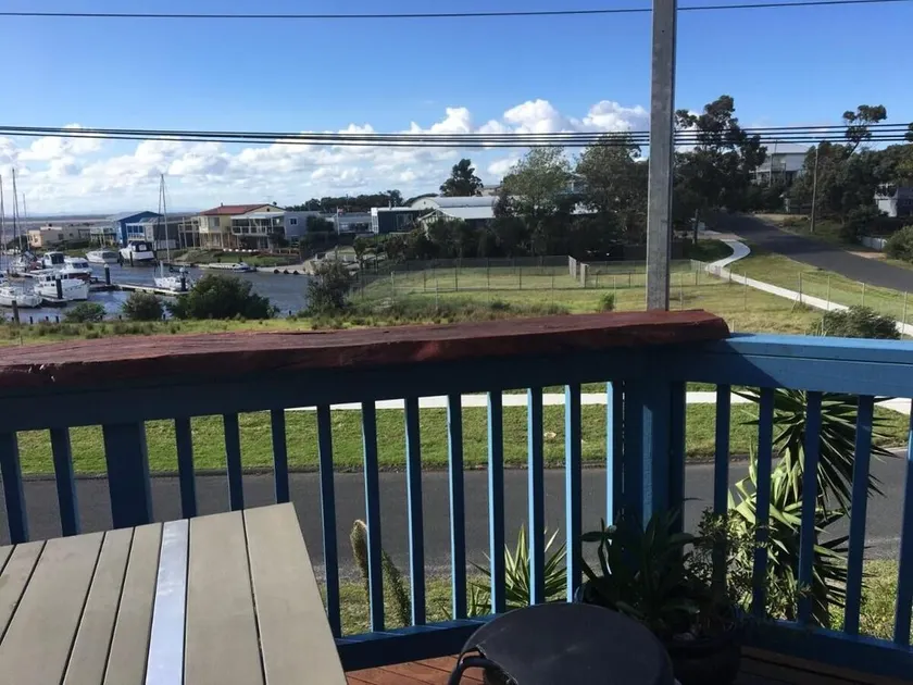 Marina Quays-Beautiful Views Opposite the Marina. Pet Friendly. Whole house  - Image 1