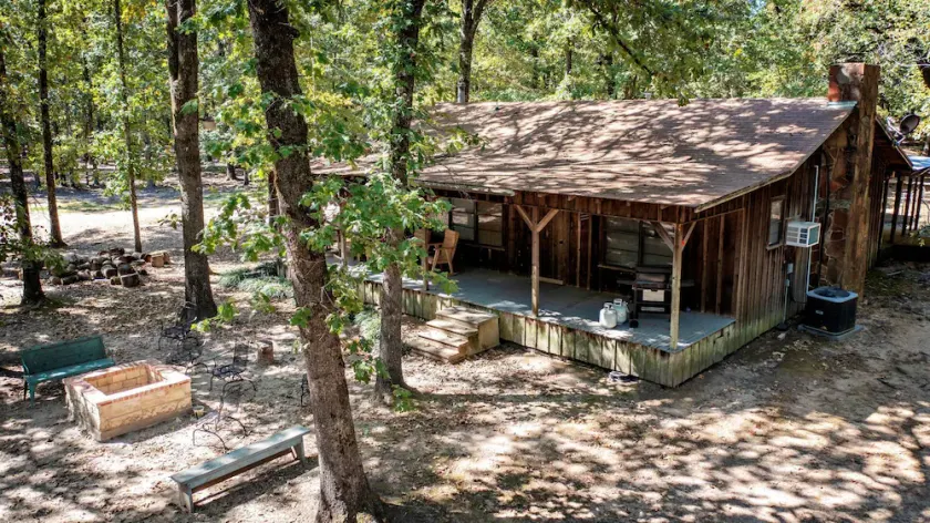 Large 4 Bedroom 2 Bath Country Home with Gorgeous Views - Image 1