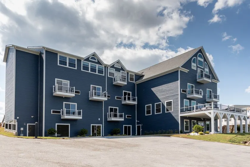 Boardwalk Hotel On Lake Anna By Kasa - Image 1