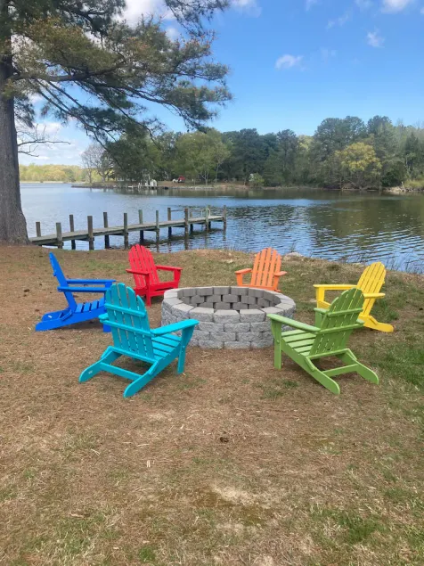 Secluded, Waterfront Retreat: Fire pit, Private Dock, Game Room, Kayaks! - Image 1