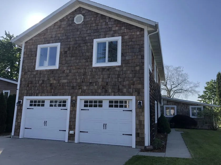 Beautiful Home with Many Activities (15mins from DOW Gardens and Whiting Forest) - Image 1