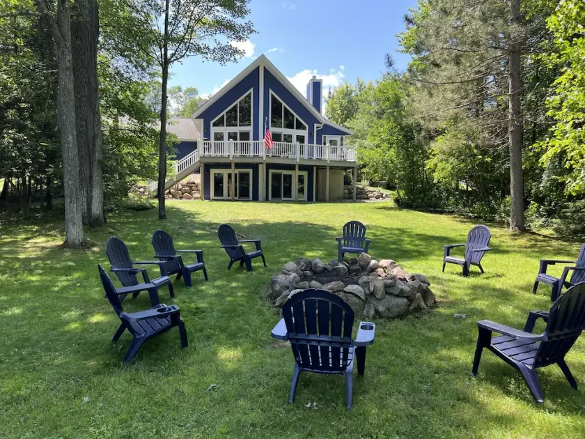Moose Lodge at Lake Mohawksin - Image 1