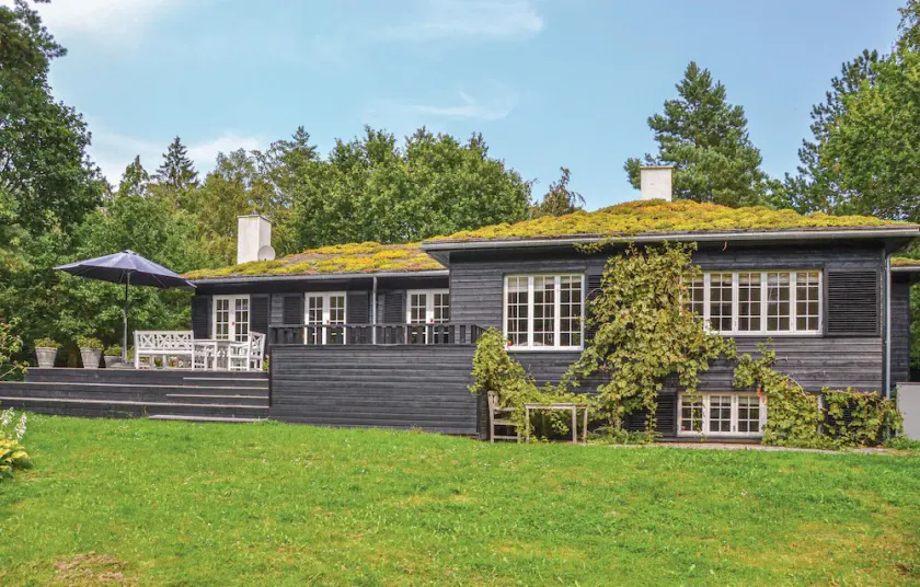 Dejligt hus med 5 soveværelser i Hornbæk - Image 1