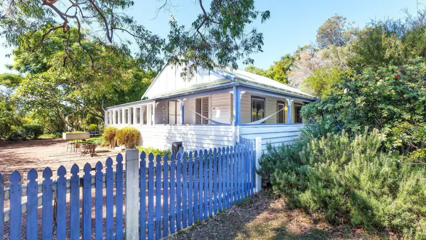 Sunroom Cottage - Image 1