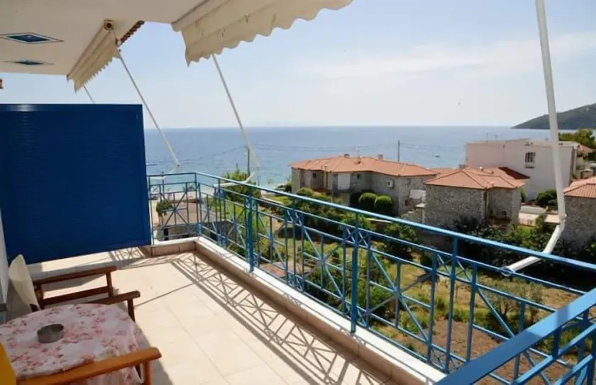 Matina Apartments Tyros - Image 1