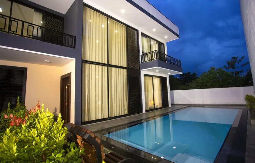 Villa de lujo con piscina privada al aire libre. - Image 1