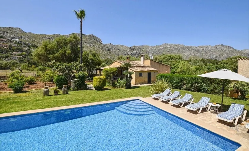 Maison de vacances 'Tonina' avec vue montagne, piscine privée et Wi-Fi - Image 1