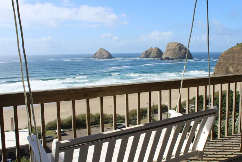Large Ocean View Home with Optional Guest Quarters Close to Beach 4 Large Decks - Image 1