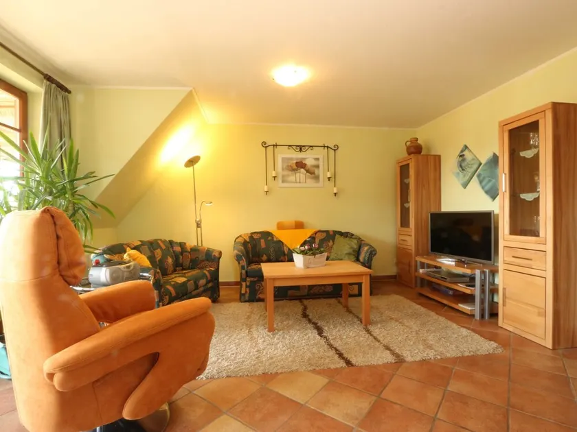 Apartment 2, 1st floor, 3 rooms, Loddin - 4-star apartments-Hansch - Image 1