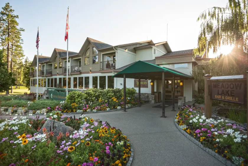 Beautiful Inn Room At Meadow Lake Resort - Image 1