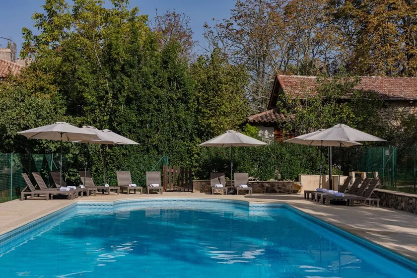 Unterkunft und Pool im tiefen Süden ohne Gegenüber, 17h Grün in Gascogne - Image 1