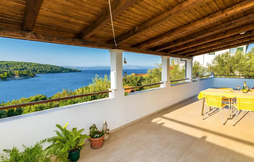 Bel appartement à Necujam avec vue sur la mer. - Image 1