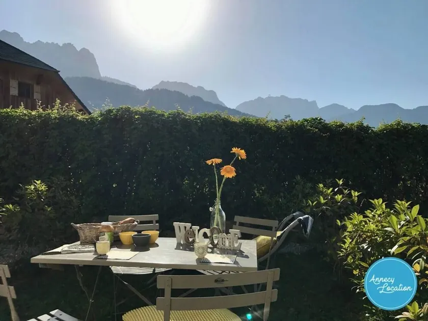 Superb 4* apartment near the lake and mountain view - Image 1