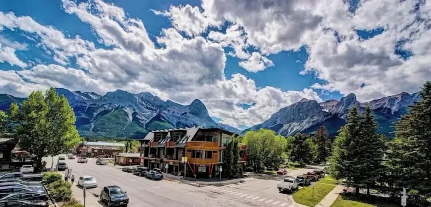 Canmore Immaculate Corner Unit - Vues panoramiques sur les montagnes - Emplacement central - Image 1