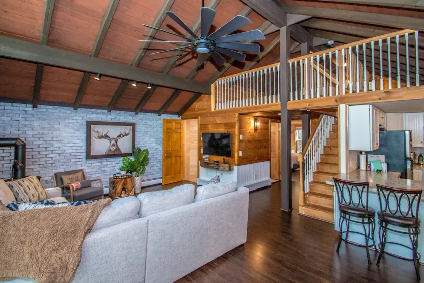 East Branch Chalet - Image 1