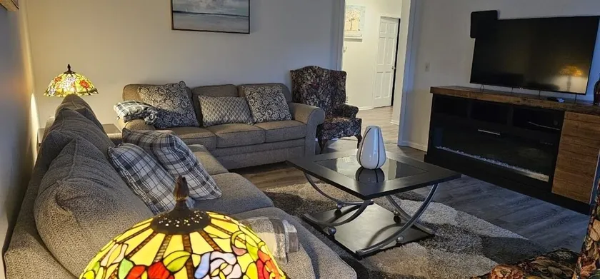 Spacious and comfortable single family home with finished basement. - Image 1