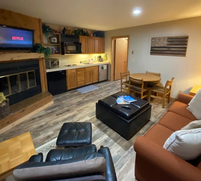 Best Location Ski/Golf Condo Shanty Creek Schuss Village - Image 1