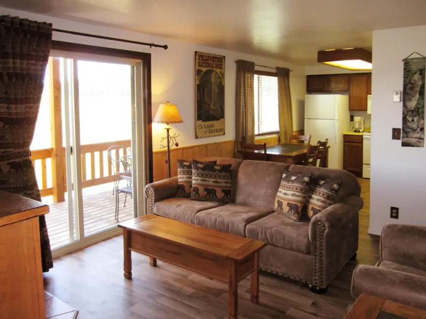 Morning Glory-comfortable Yellowstone retreat; just minutes from YNP West Gate - Image 1