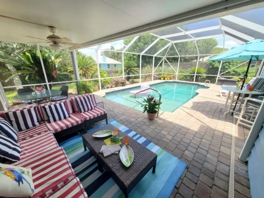 Beach Blossum 3 Bedroom Home - Image 1
