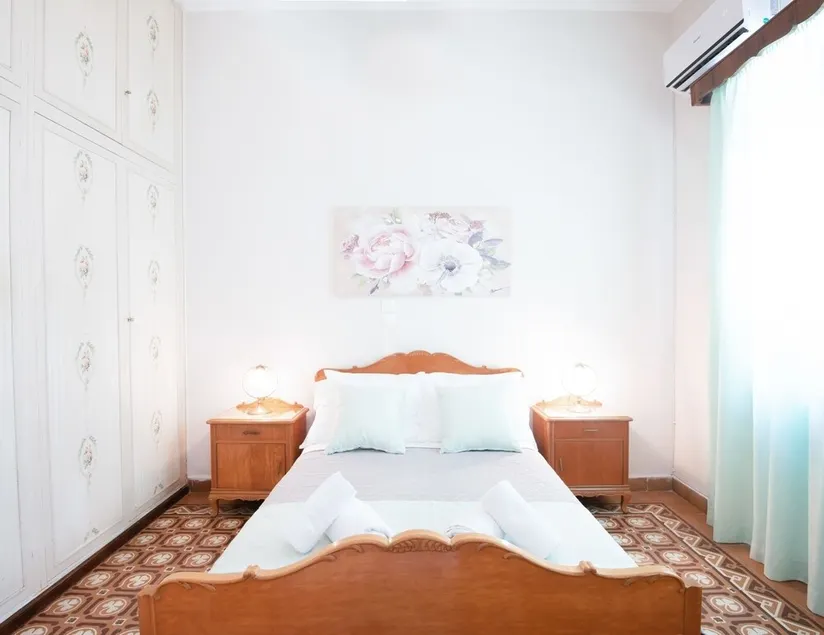 Best House, Marina Home, Athens Avenue, Patra - Image 1