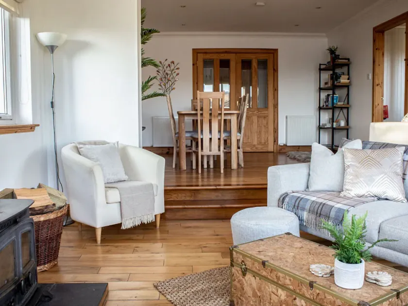 Wonderful private villa for 6 guests with TV - Image 1