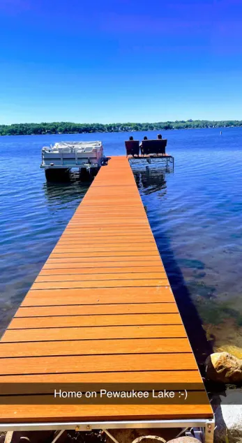 Spacious Pewaukee Lake/ Pier Access Home - Image 1