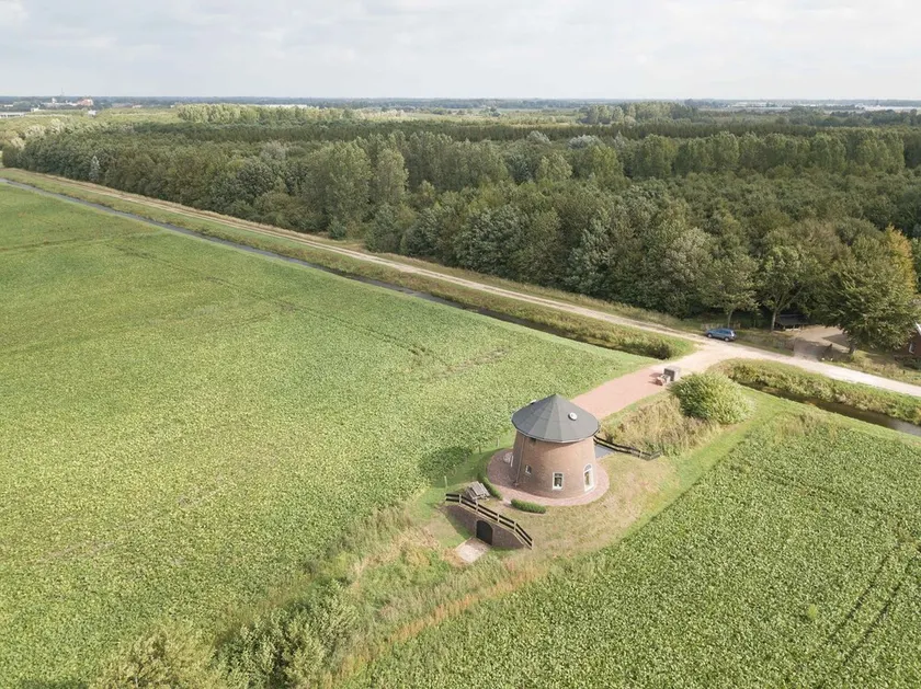 The Torentje van Trips / De Watertoren (B & B) - Image 1