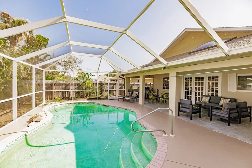 Vanderbilt Breeze..Less als Meile zu Beach..Heated Pool - Image 1