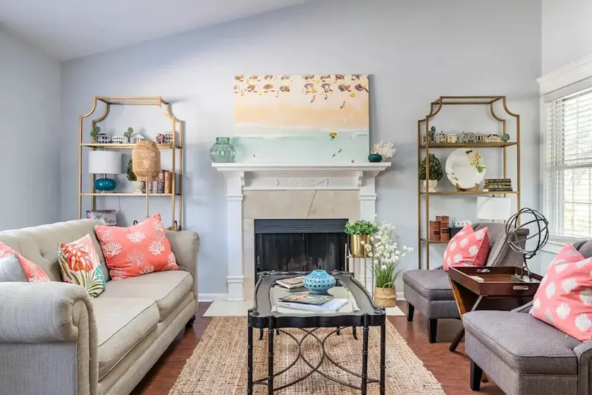 Cozy Home Minutes From Historic Charleston, Sullivan's Island & Isle of Palms - Image 1