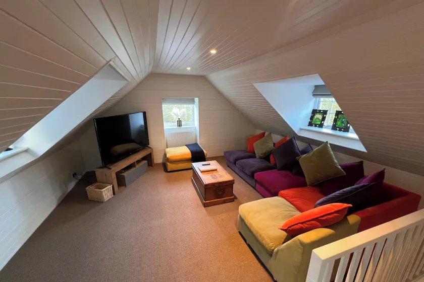 Pets - Garden - Parking - Sleeps up to 4 - Hiking - Image 1