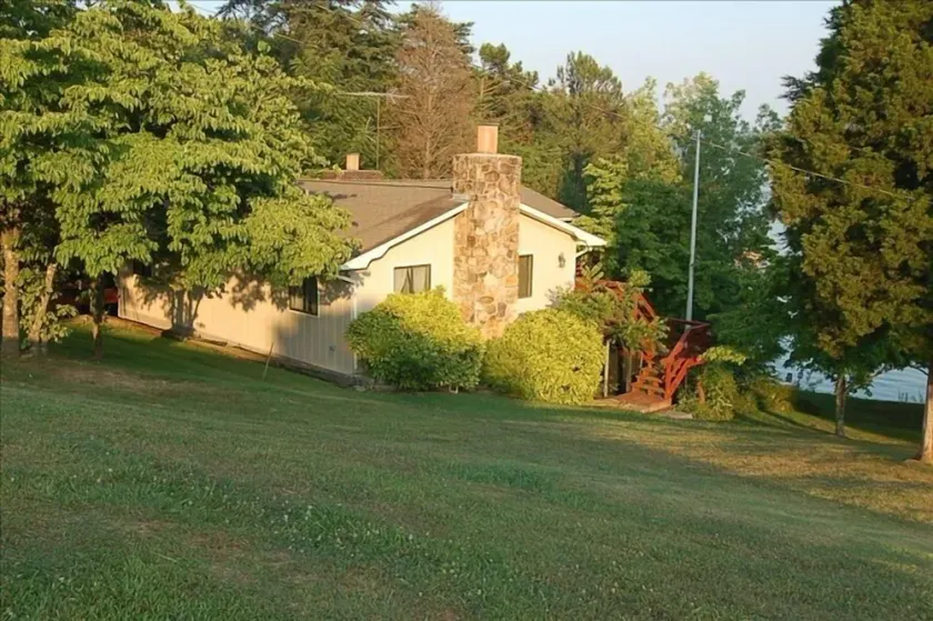 5 Bdrm, privat brygga, året runt fiske på Cherokee Lake. Rutledge TN - Image 1